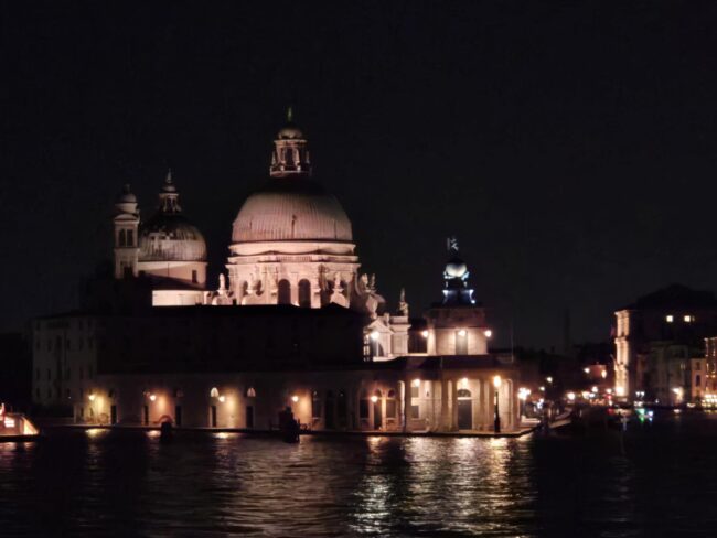 Palazzo Grassi and Punta della Dogana Venezia www.casantangelo.com